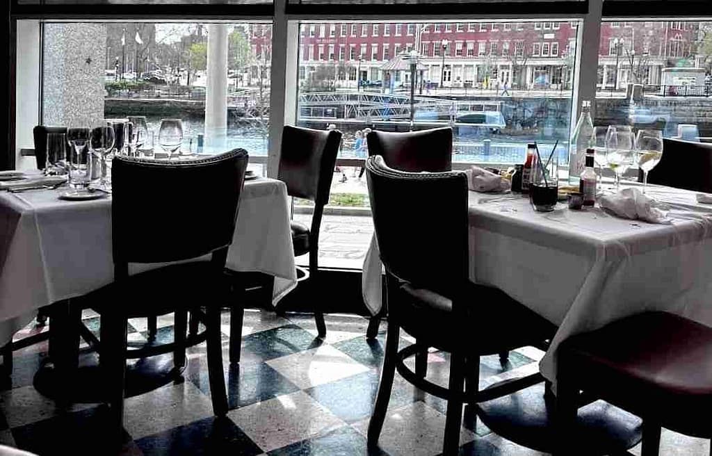 hemenway's restaurant photos